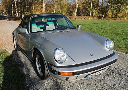 Porsche 911 Urmodell 1988 911 3.2 Carrera Targa G50 G-Modell