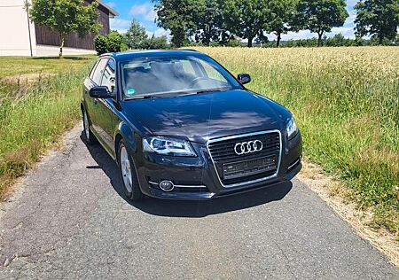 Audi A3 1.2 TFSI Attraction Sportback Attraction