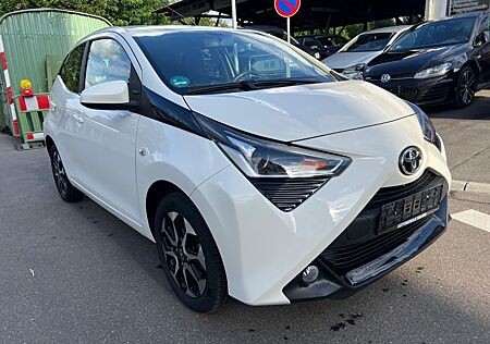 Toyota Aygo (X) Aygo -play club