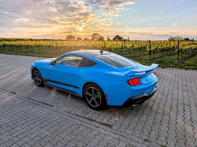 Ford MUSTANG 2.3 ECOBOOST WIDESCREEN ACC B&O CAM TOTW