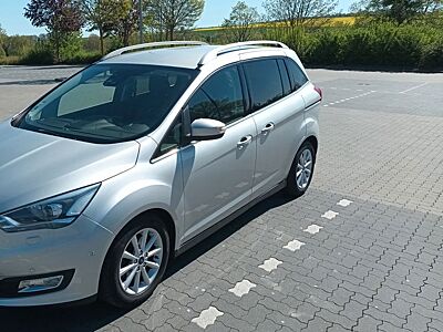 Ford Grand C-Max 1,0 EcoBoost 92kW Titanium