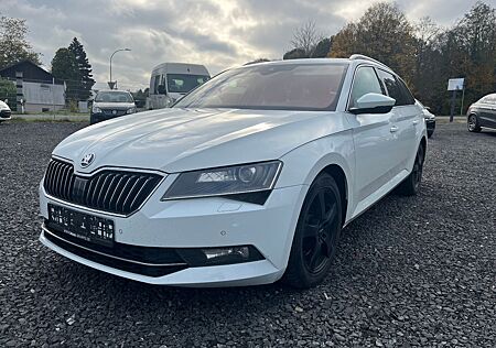 Skoda Superb Combi Style, Xenon, Navi,SHZ