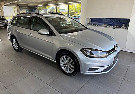 VW Golf Volkswagen VII*Variant*Comfl*Navi*ACC*LED*AHK*