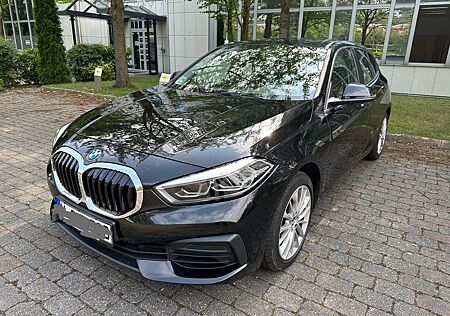 BMW 118i Advantage Auto.