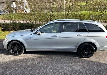 Mercedes-Benz C 350 T ELEGANCE Autom. ELEGANCE