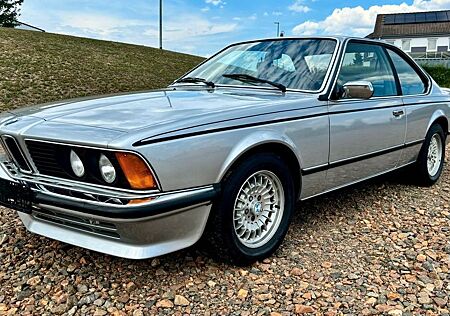 BMW 635 CSI Schaltgetriebe 1 Gang hinten wenig Rost