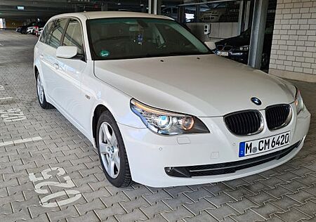 BMW 530xi touring -