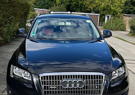 Audi Q5 2.0 TFSI tiptronic quattro -