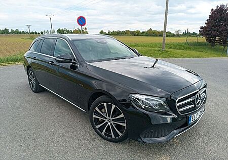 Mercedes-Benz E 300 de | TOP ZUSTAND