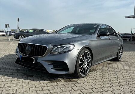 Mercedes-Benz E 350 E 350d AMG/Pano/Burmester/LED/Luftfederung