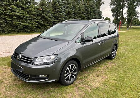 VW Sharan Volkswagen 2.0 TDI IQ Drive - 7 Sitze