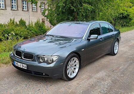 BMW 745Li A - Behördenfahrzeug, Gasanlage