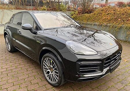 Porsche Cayenne E-HYBRID COUPE PLATINIUM EDITION