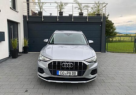 Audi Q3 35 TFSI Leder 8fach-bereift Garage gepflegt