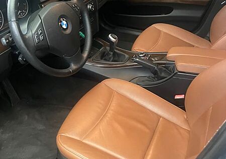 BMW 320d Touring -