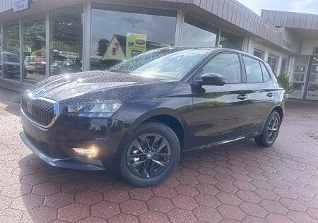 Skoda Fabia 1.0 TSI Selection 6 Gang Black-Edition AL