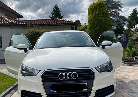 Audi A1 1.2 TFSI Attraction Attraction