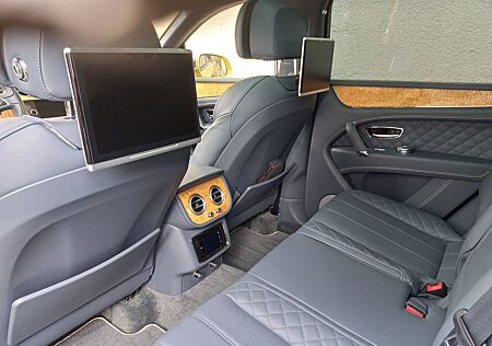 Bentley Bentayga W12- Mulliner,BLACK-EDITION,Mega Voll.Neuwertig