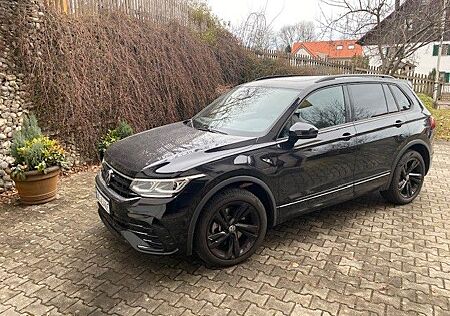 VW Tiguan Volkswagen 1.5 TSI OPF DSG R-Line R-Line