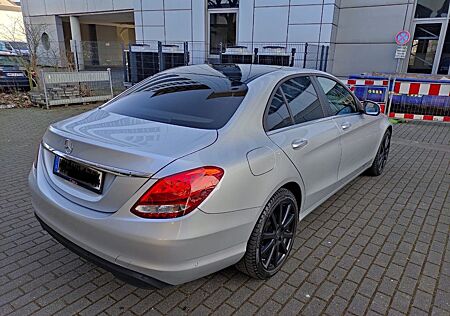 Mercedes-Benz C 180 d AVANTGARDE/Pano/Kamera/Tot+/Limo