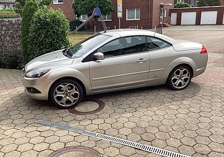 Ford Focus CC 2,0 Titanium Titanium