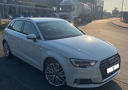 Audi A3 TFSI 1.5 Sportback sport S line