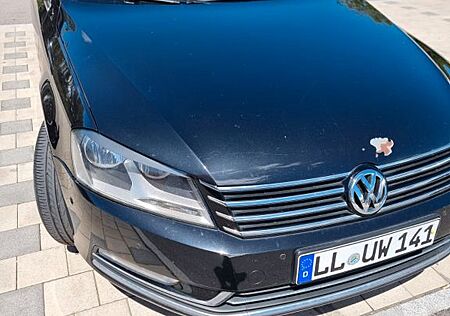 VW Passat Variant Volkswagen 2.0 TDI DSG Highline BMotion ...