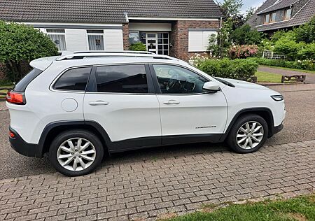 Jeep Cherokee 2.2 147kW 4x4, AHK, Cam., Mem., Pano