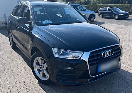 Audi Q3 1.4 TFSI - S-Tronic 150 PS - Schwarz