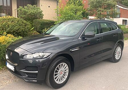 Jaguar F-Pace Prestige Leder/Navi/AHK/Schalter