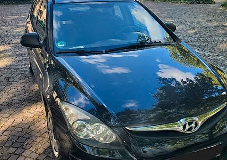 Hyundai i30 CW 1.6 CRDi 66 kW Classic Classic