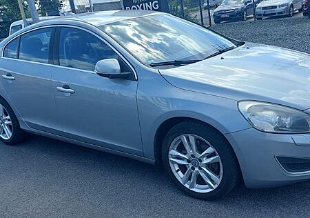 Volvo S60 T5 Summum/Leder/Xenon/Klima/Navi/Cruise/Pdc/