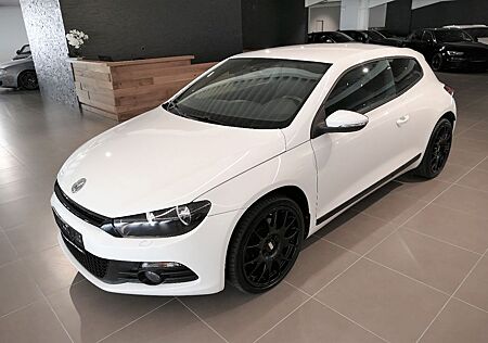 VW Scirocco Volkswagen 2.0TSI DSG DYNAUDIO NAVI BBS DCC 1.HAND