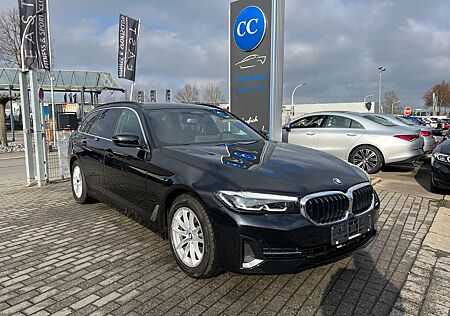 BMW 520d Touring AHK+AMB+DAP+HuD+Park+Dakota+MEM