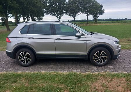 VW Tiguan Volkswagen 2.0 TDI SCR DSG 4MOTION JOIN JOIN