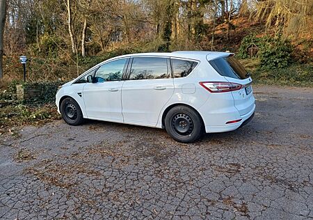 Ford S-Max 2,0 EcoBlue 110kW Titanium Automatik