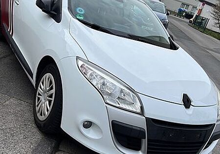 Renault Megane Coupé Night & Day TCe 130 Night & Day