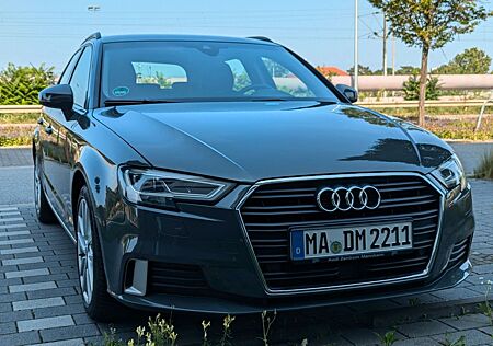 Audi A3 1.5 TFSI S tronic Sportback - ACC, VirtCockp.