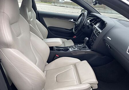 Audi S5 4.2 FSI tiptronic quattro -