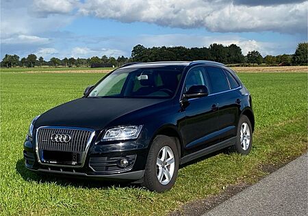 Audi Q5 2.0 TDI DPF S tronic quattro -