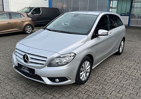 Mercedes-Benz B 180 B180 CDI BlueEfficiency Automatik*Navigation*AHK