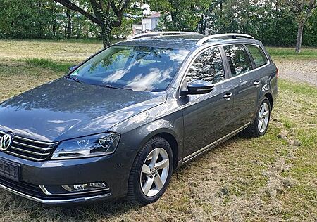 VW Passat Variant Volkswagen 1.6 TDI Comfortline BMotion T...