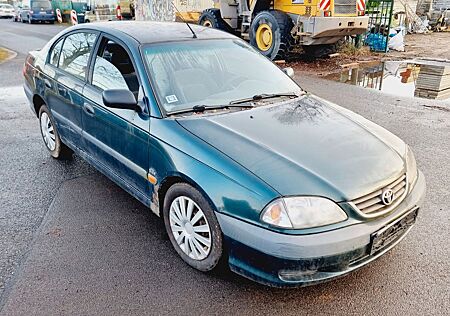 Toyota Avensis 2.0 Klima