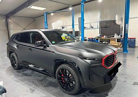 BMW XM 4.4 Red Label