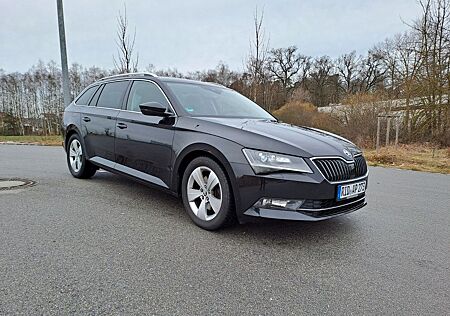 Skoda Superb 2.0 TDI SCR DSG STYLE COMBI STYLE
