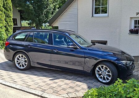BMW 318d xDrive Touring SportLine Sport Line*HUD*KAM