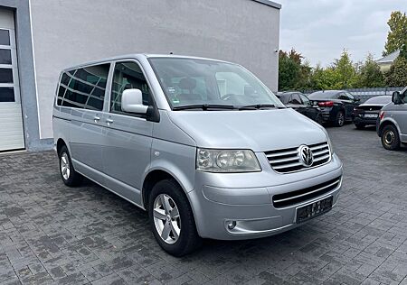 VW T5 Caravelle Volkswagen T5 2.5 TDi Caravelle 4Motion 8-Sitzer