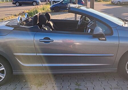 Peugeot 207 CC Filou