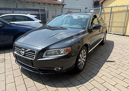 Volvo S80 D4