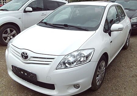 Toyota Auris 2,0-l-D-4D